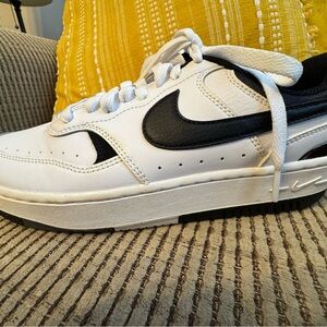 Nike Women’s White and Black Low-Top Sneakers